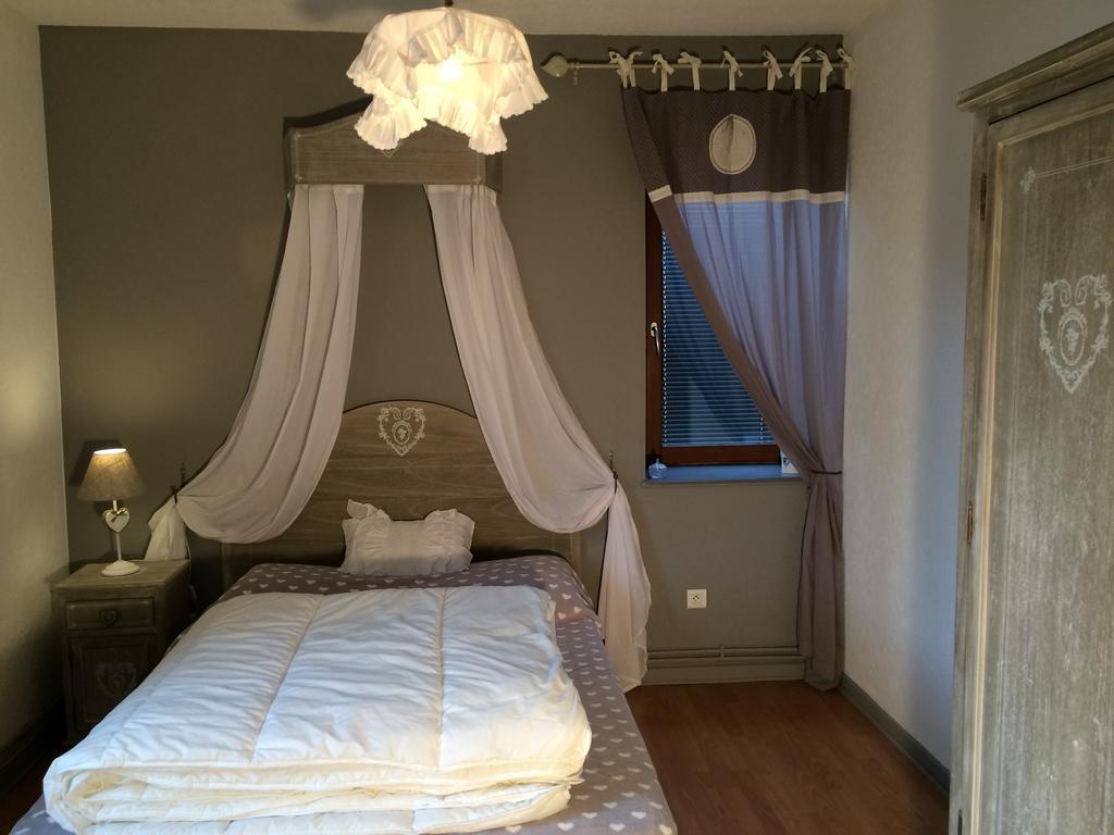 Gite Des 3 Chateaux Ribeauville  Phòng bức ảnh